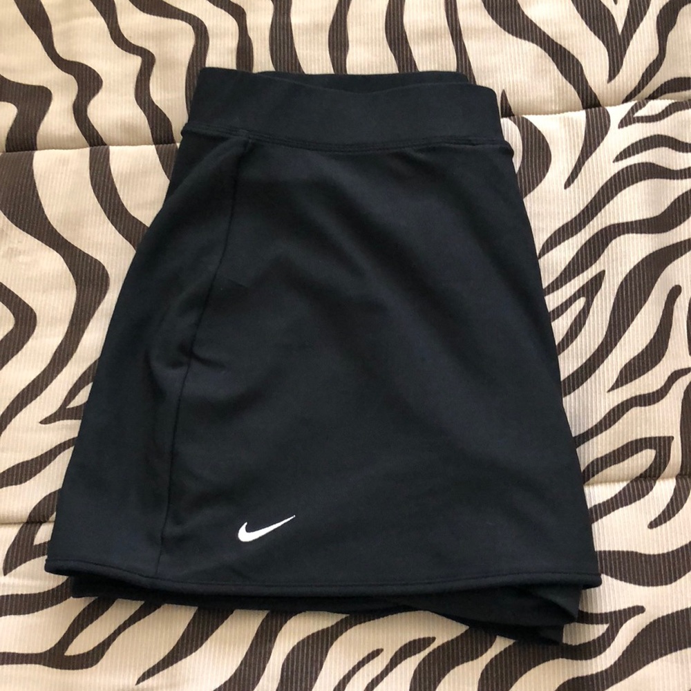 Women’s Nike FIT DRY athletic skort